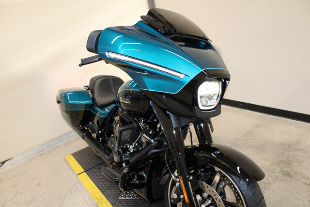 Street Glide®