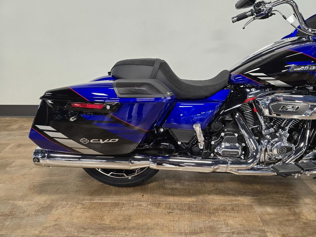 CVO® Road Glide®