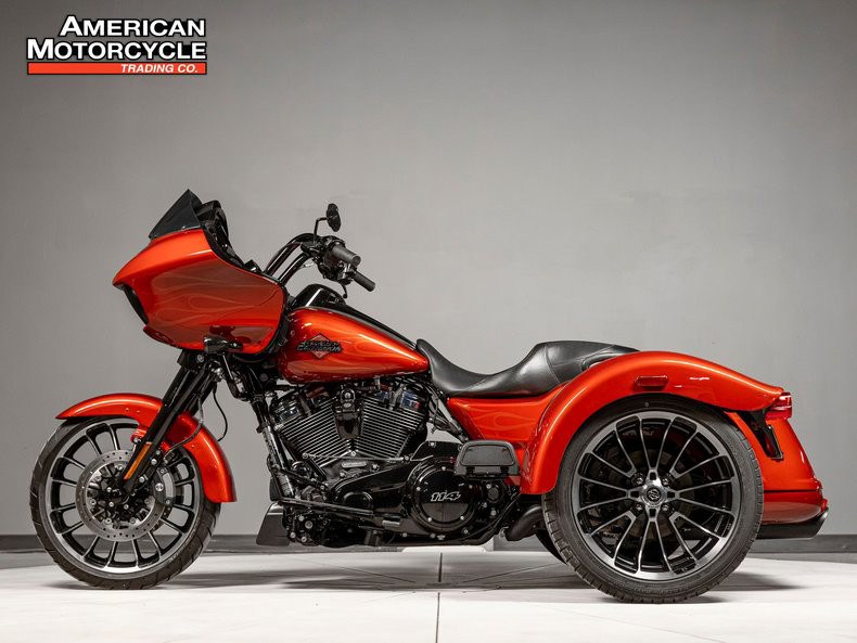 Road Glide® 3
