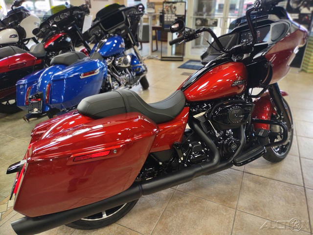 Road Glide®