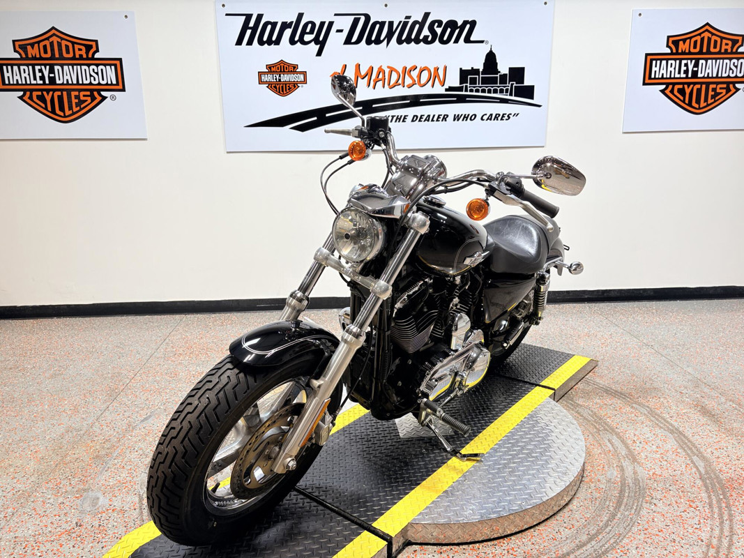 Sportster® 1200 Custom