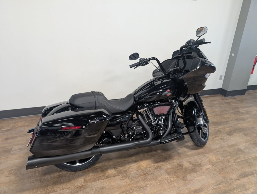 Road Glide®