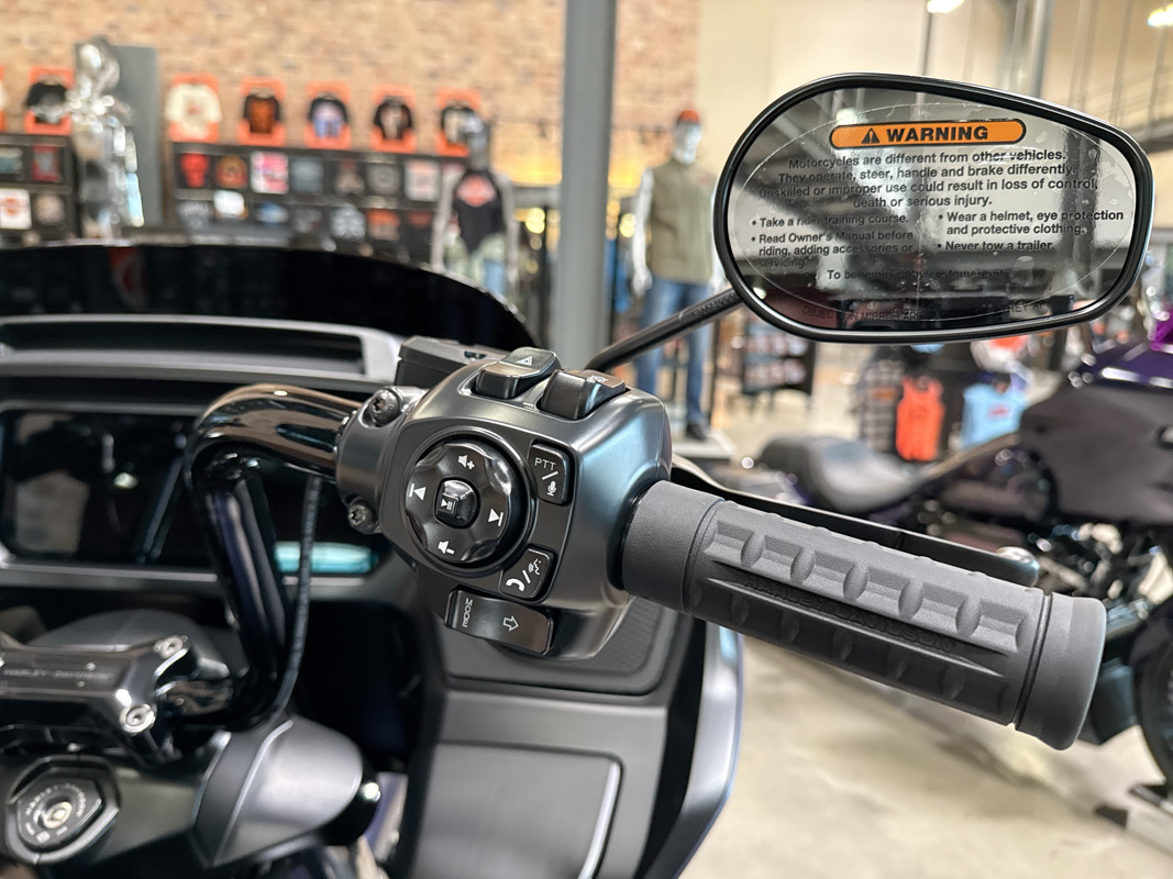 Road Glide®