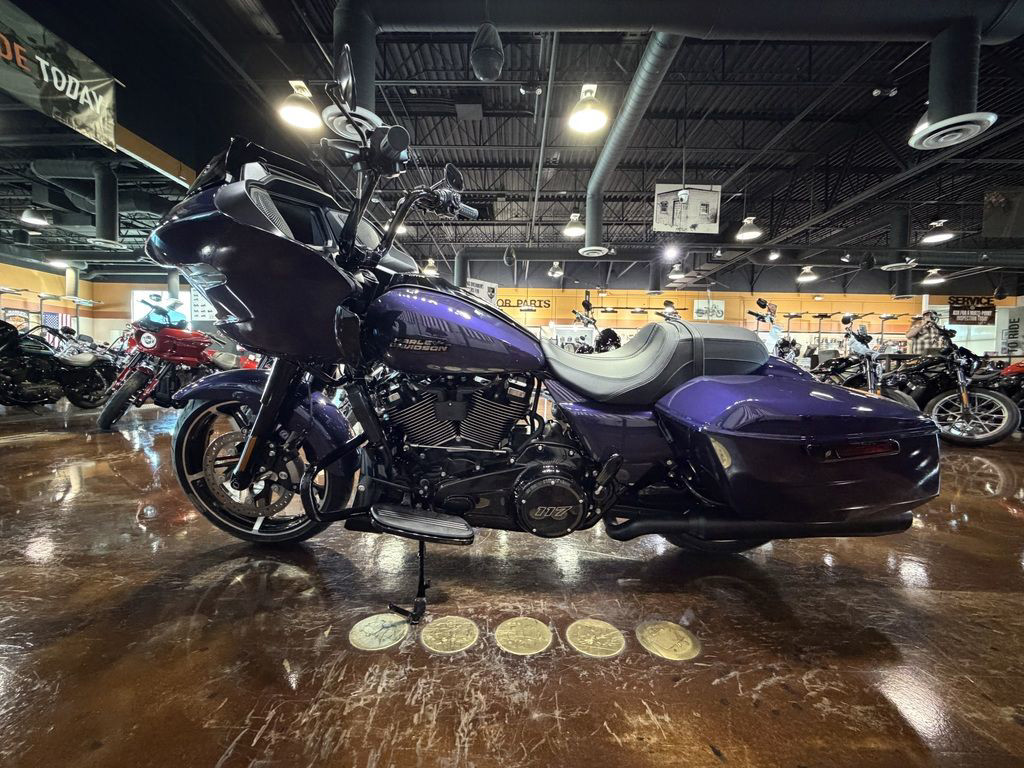 Road Glide®