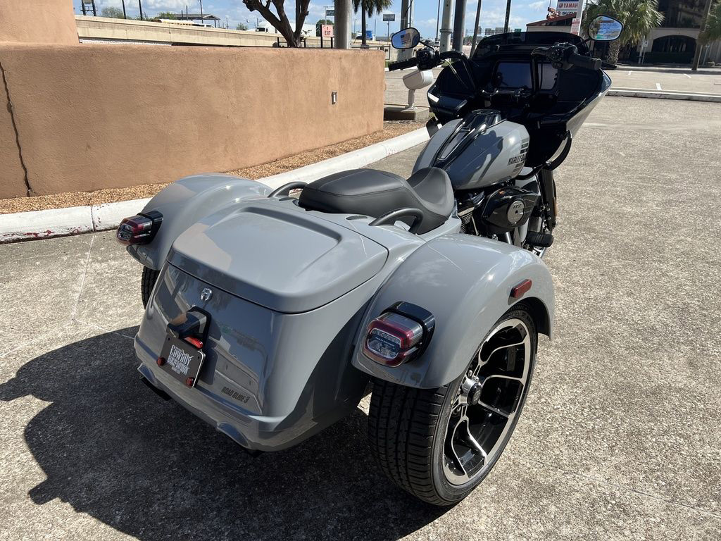 Road Glide® 3