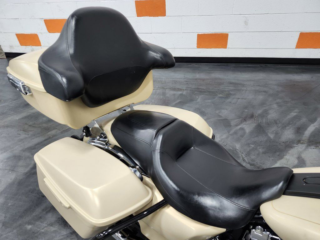 Street Glide® Special