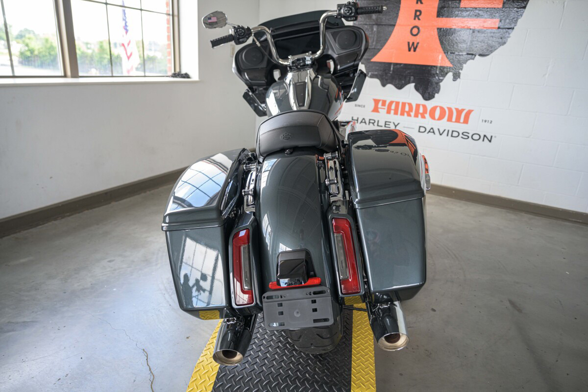 Road Glide®