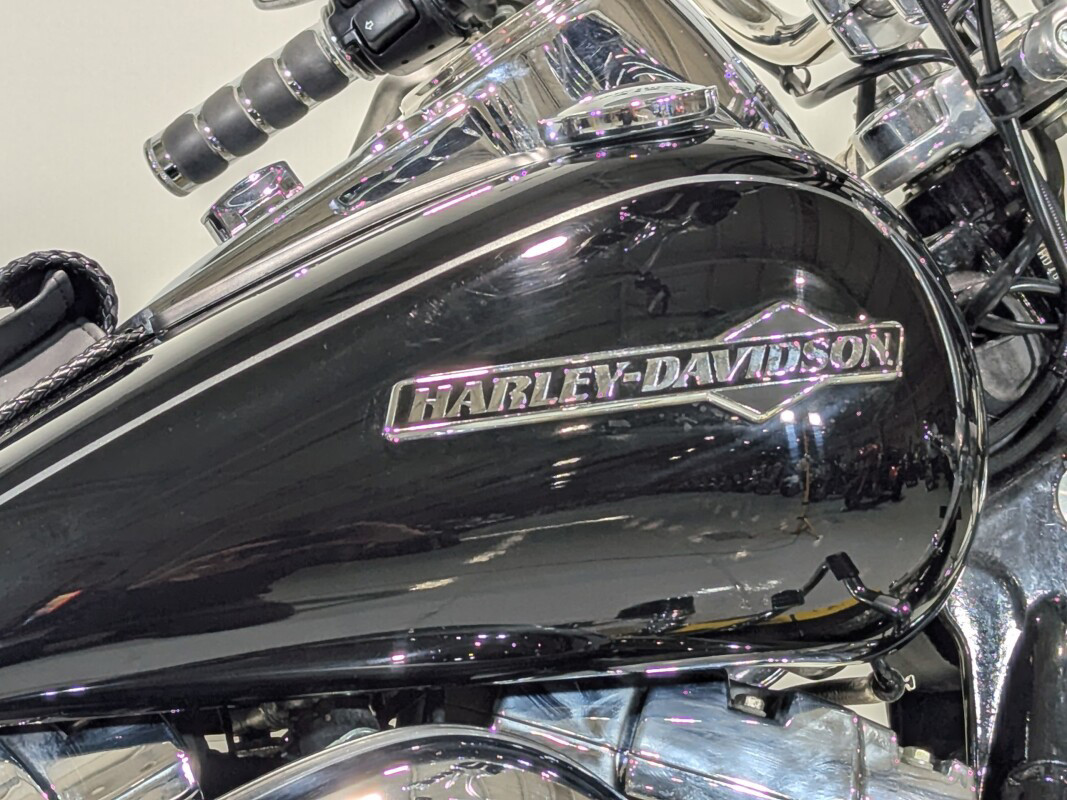 Dyna® Super Glide Custom