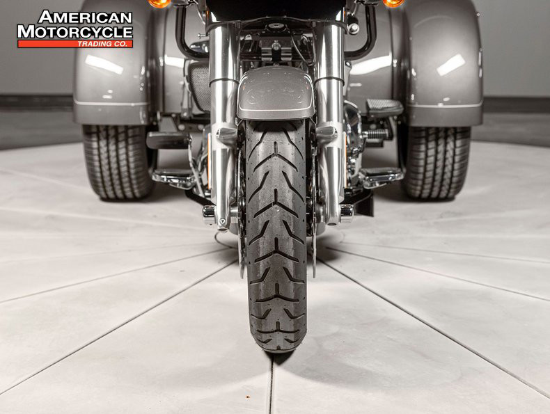 Road Glide® 3