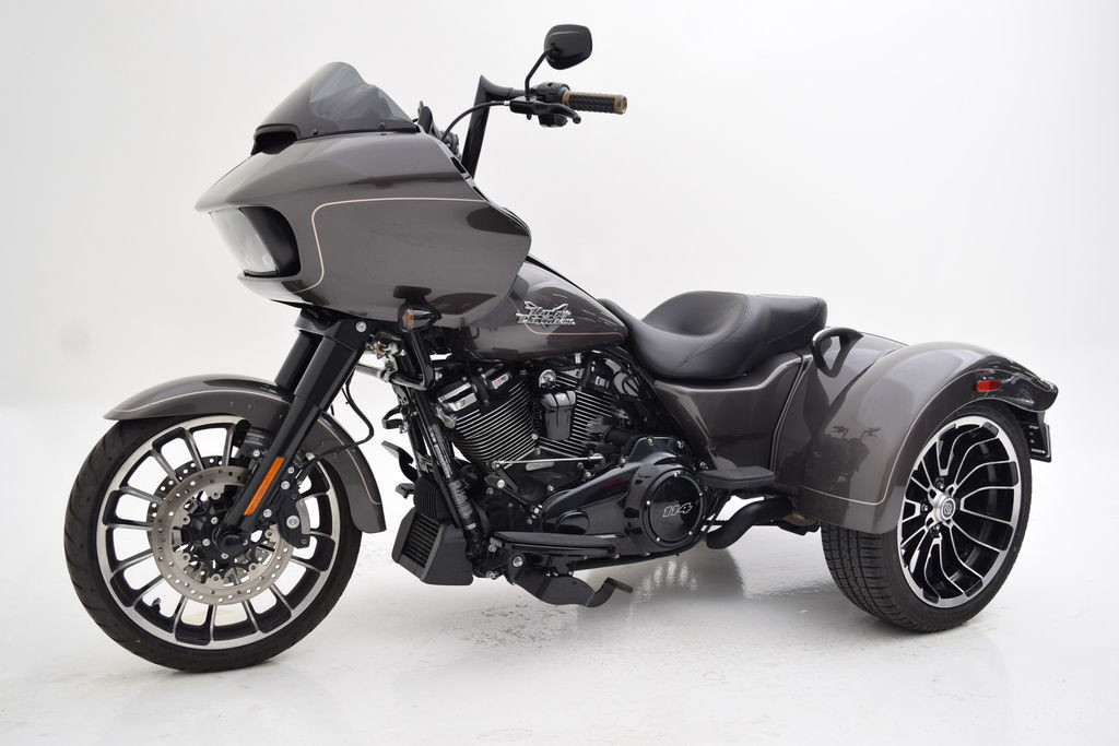 Road Glide® 3