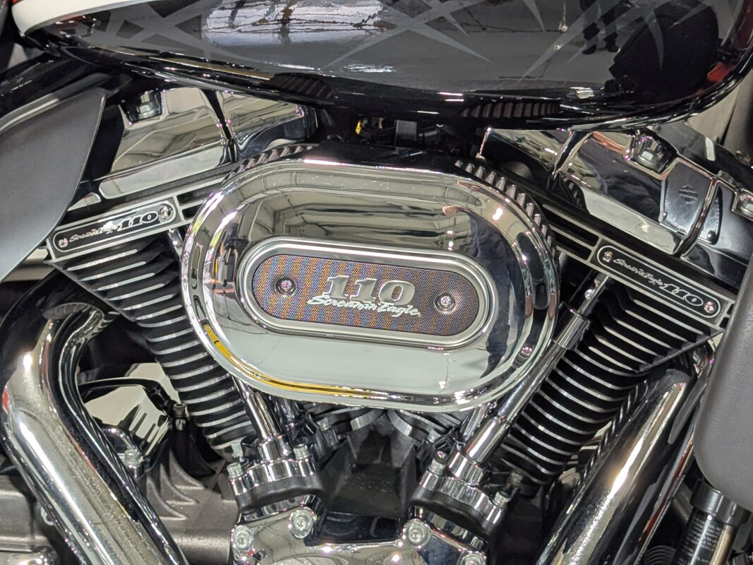 CVO® Ultra Classic® Electra Glide®