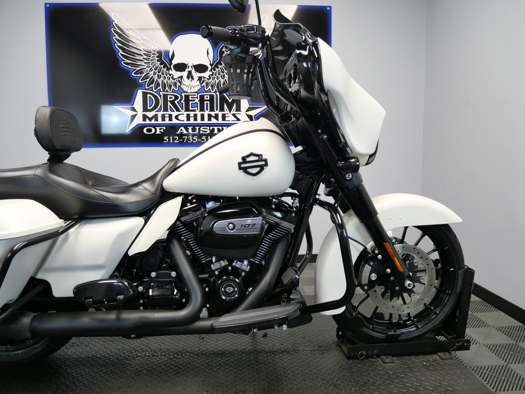 Street Glide® Special