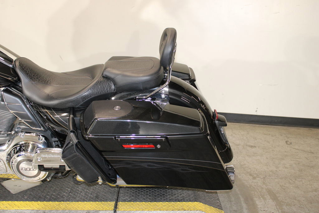 CVO® Street Glide®