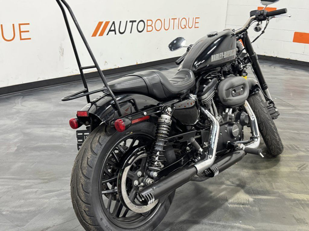 Sportster® Roadster®