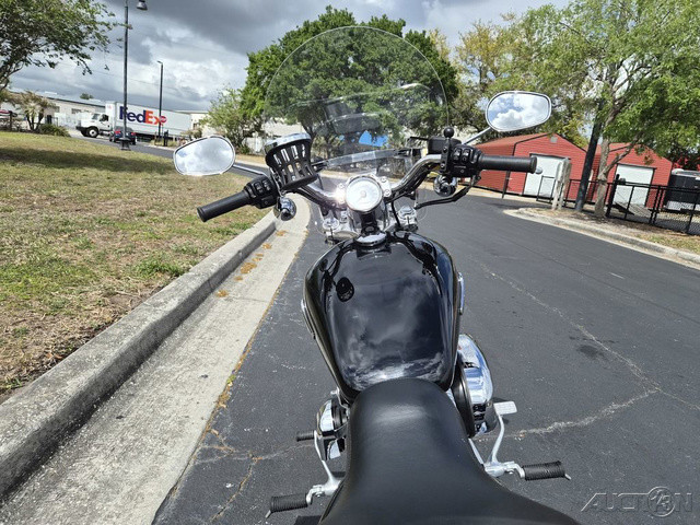 Sportster® 1200 Custom