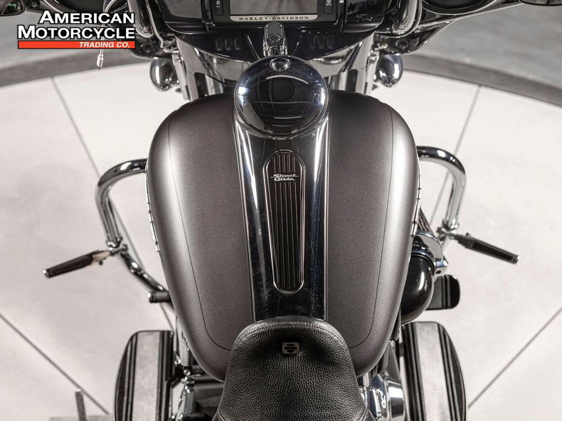 Street Glide® Special