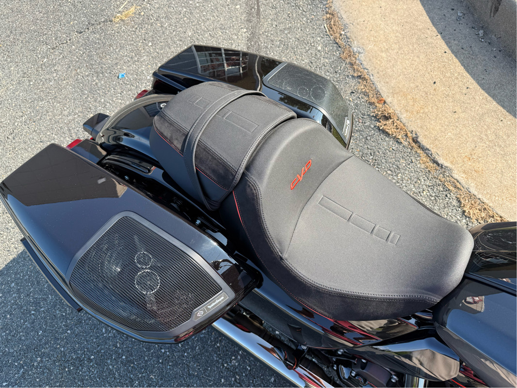 CVO® Road Glide®