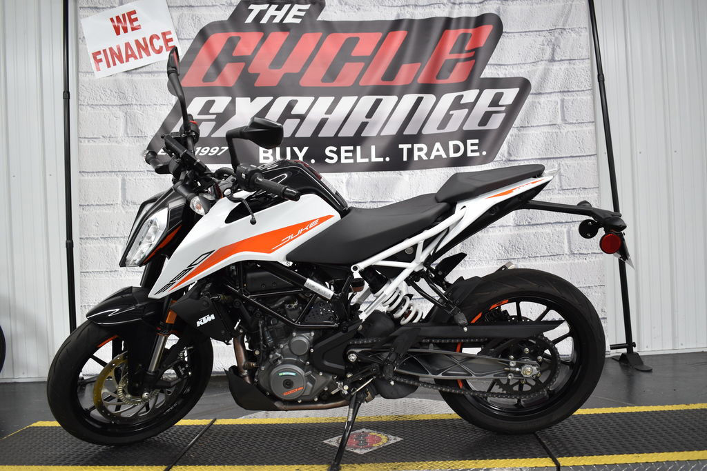 390 Duke