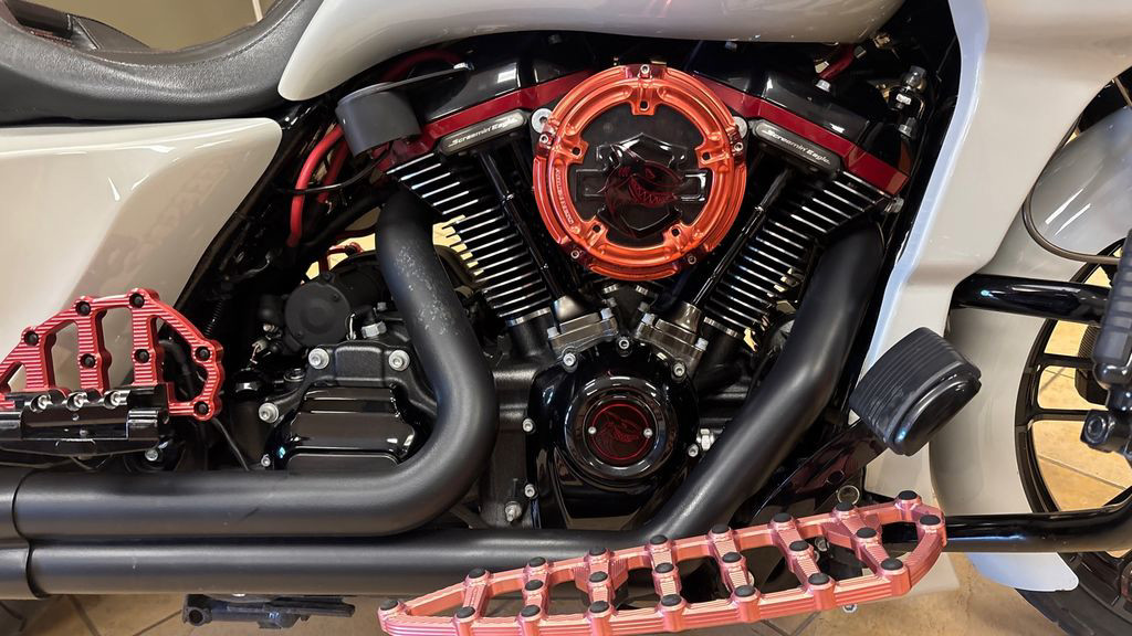 CVO® Road Glide®