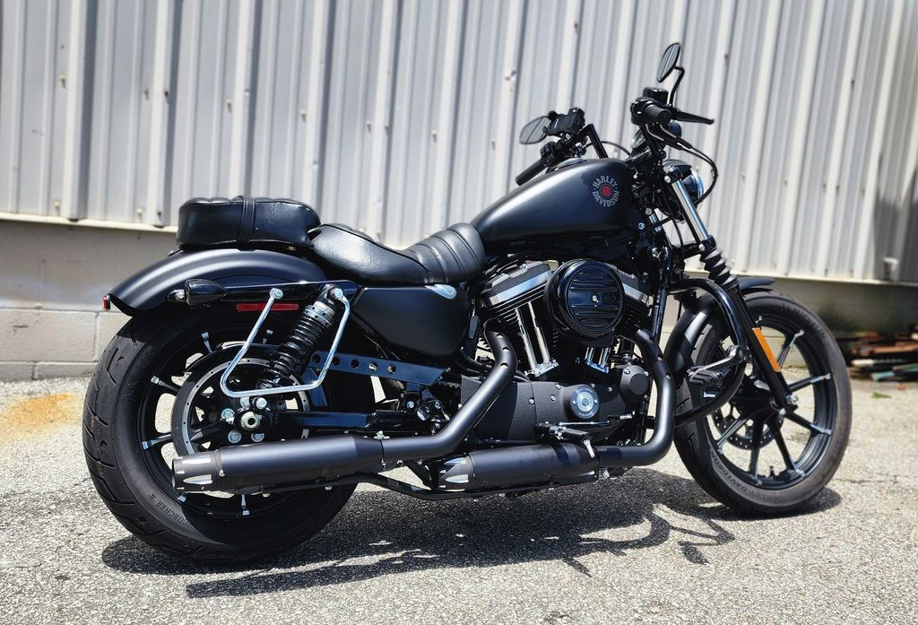 Iron 883®