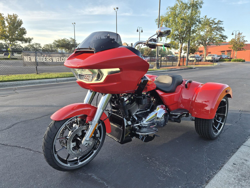 Road Glide® 3