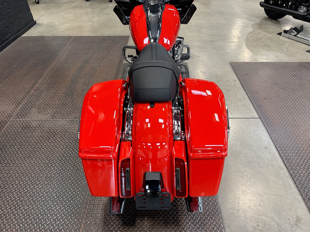 Road Glide®