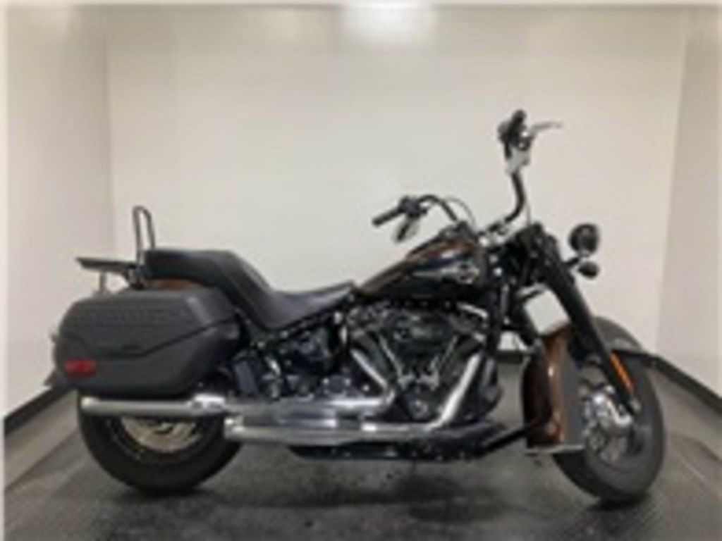 Softail® Heritage Classic 114