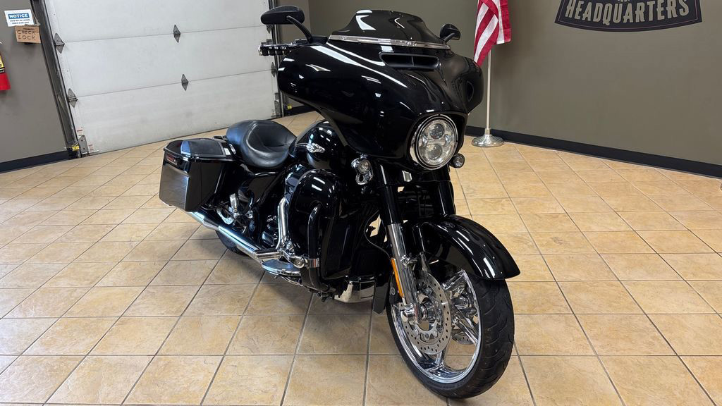 CVO® Street Glide®
