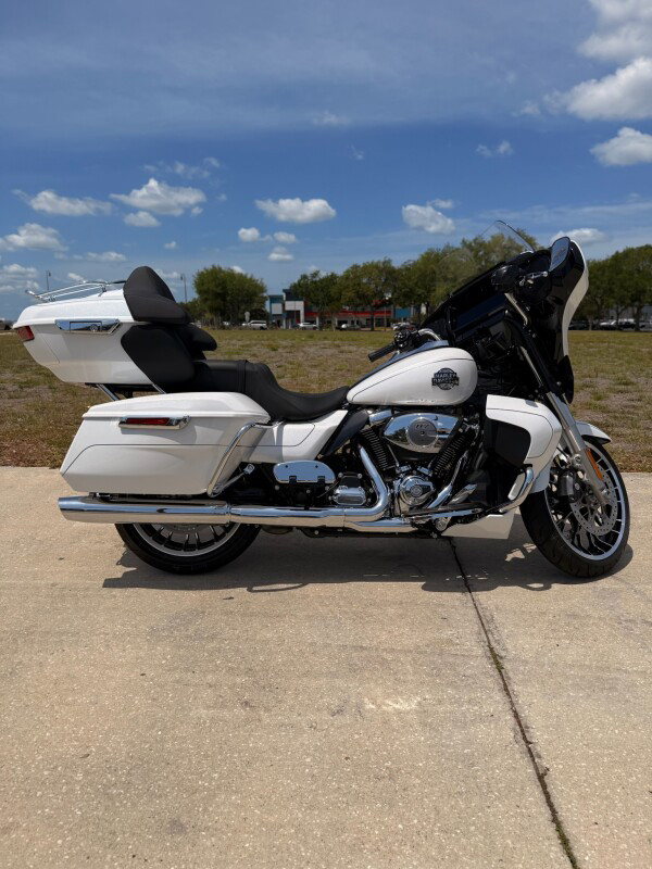 Street Glide® Limited