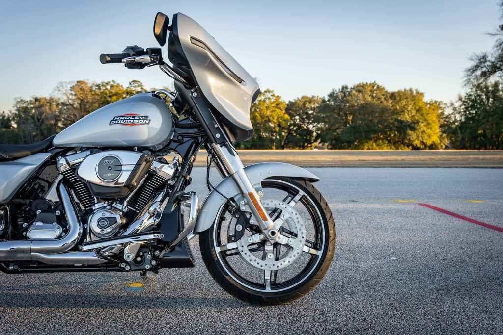 Street Glide®