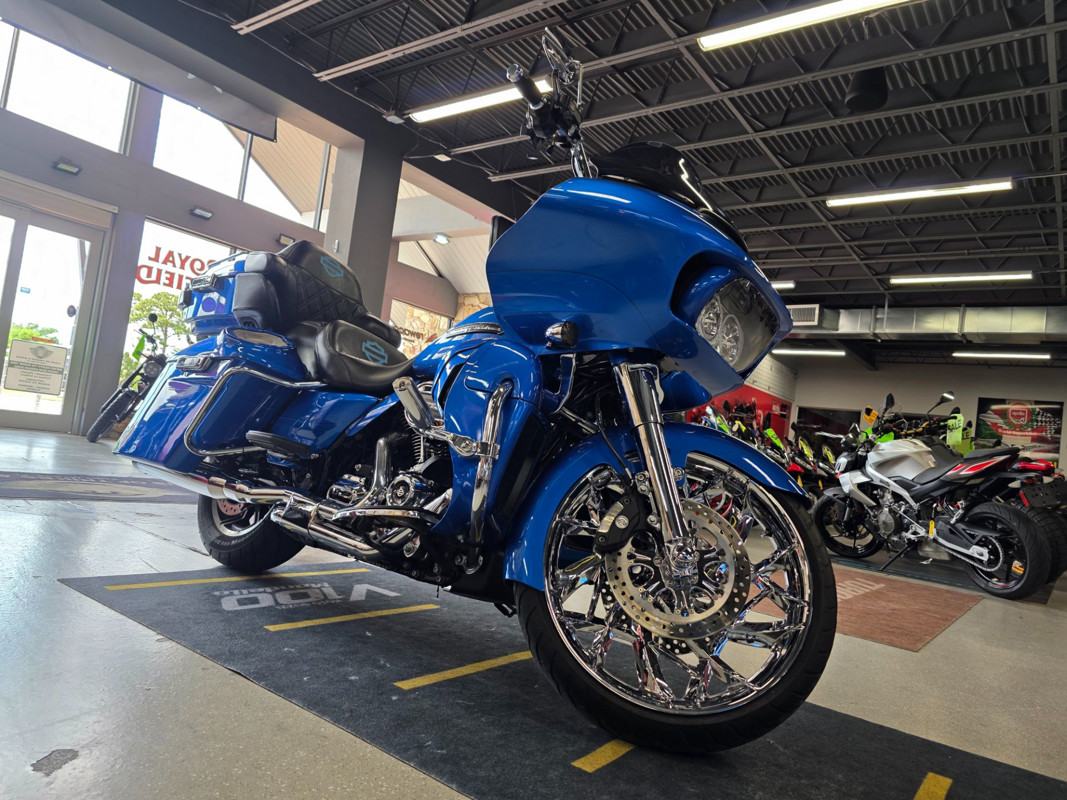 Road Glide® Ultra