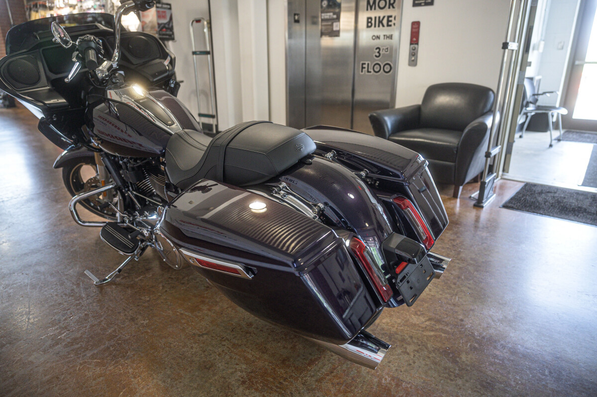 Road Glide®