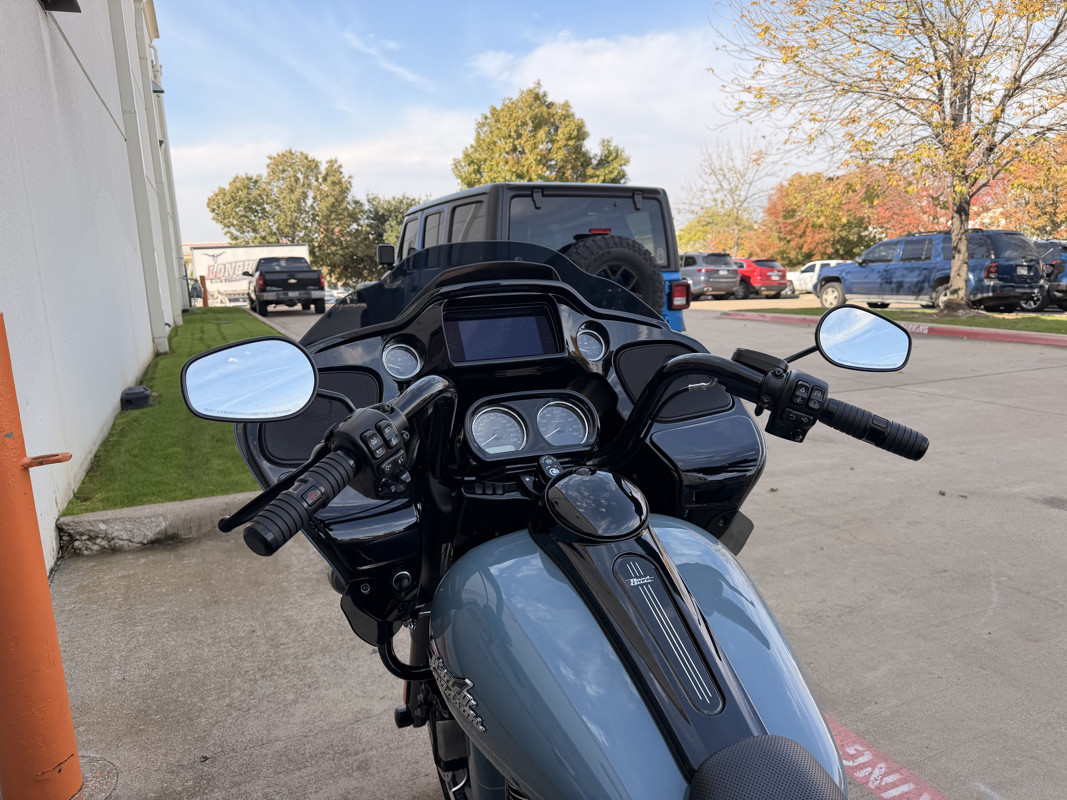 Road Glide® 3