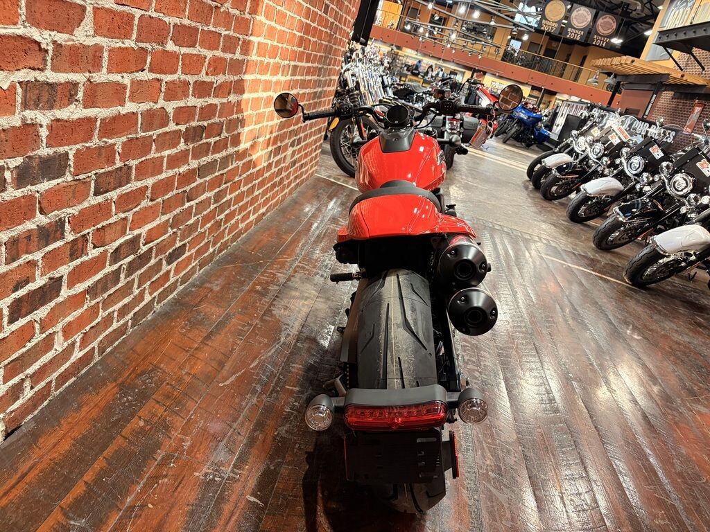Sportster® S