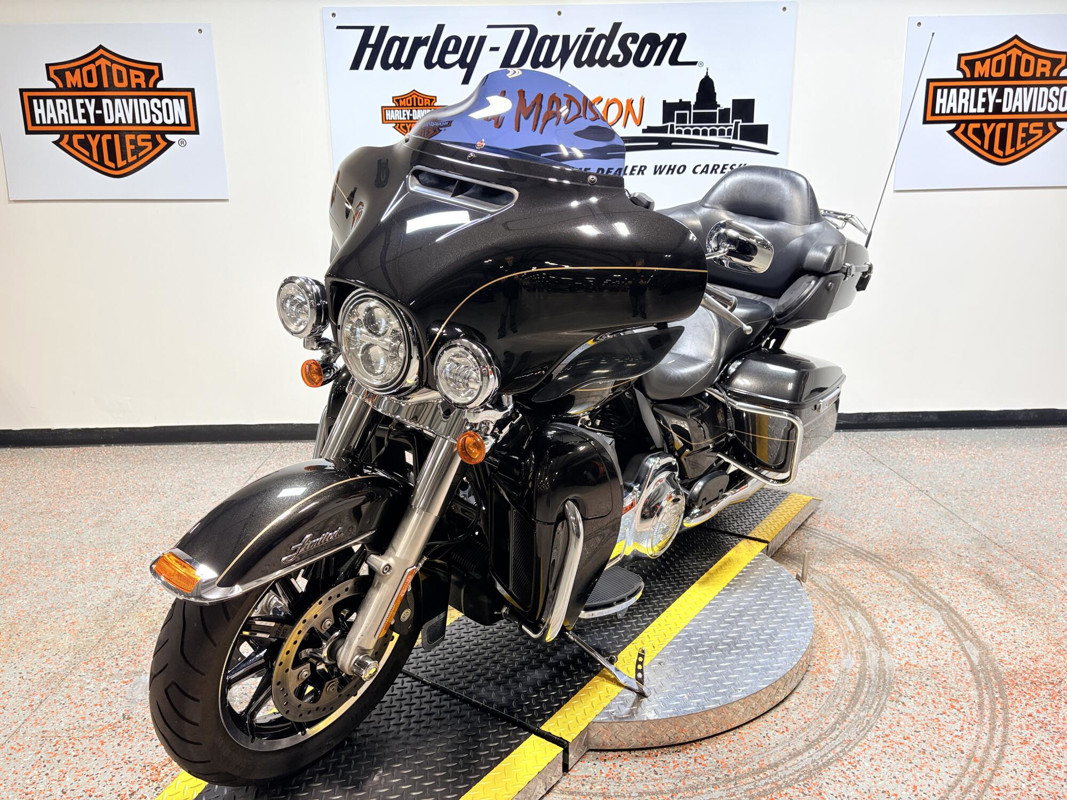 Electra Glide® Ultra Limited® Low