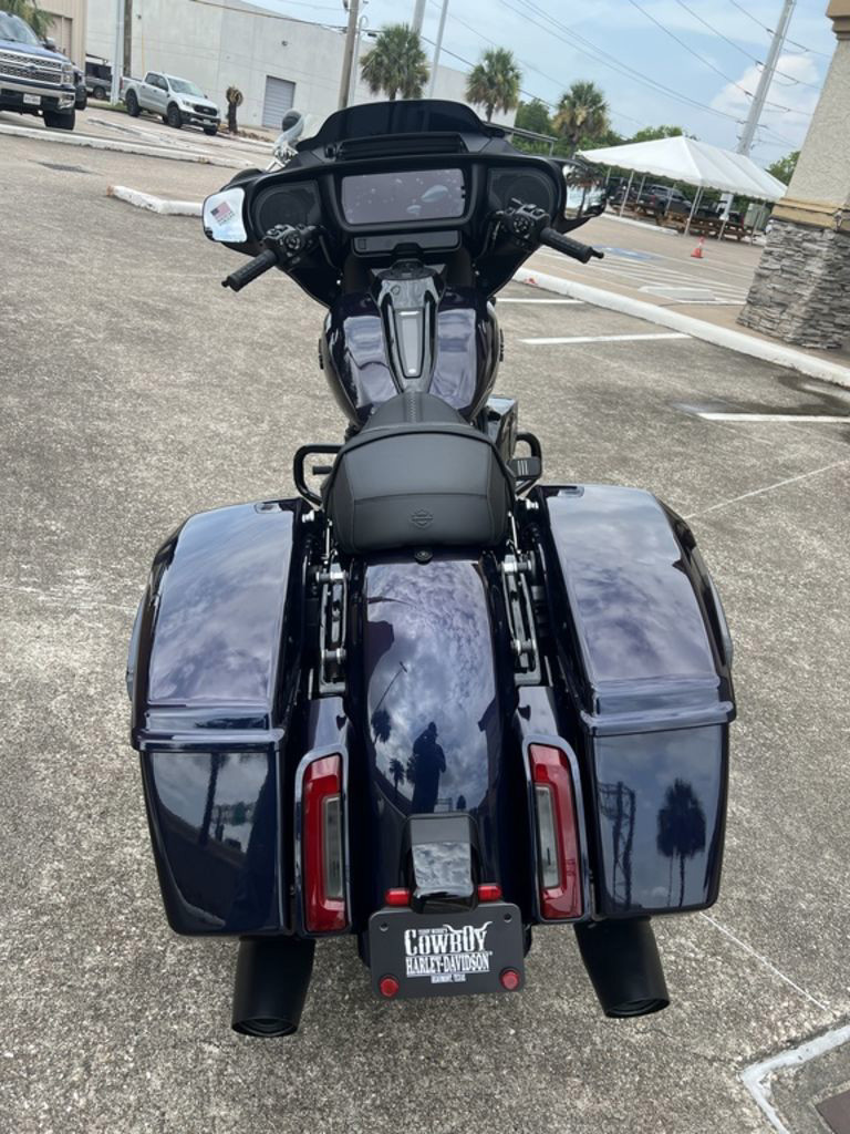 Street Glide®