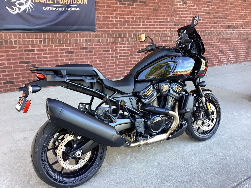 Pan America® 1250 ST