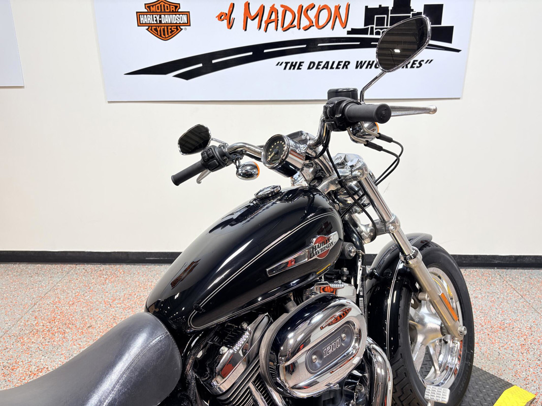 Sportster® 1200 Custom