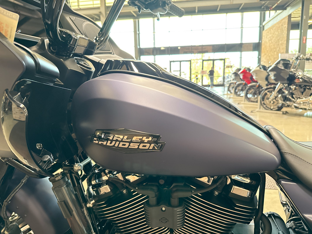 Road Glide®