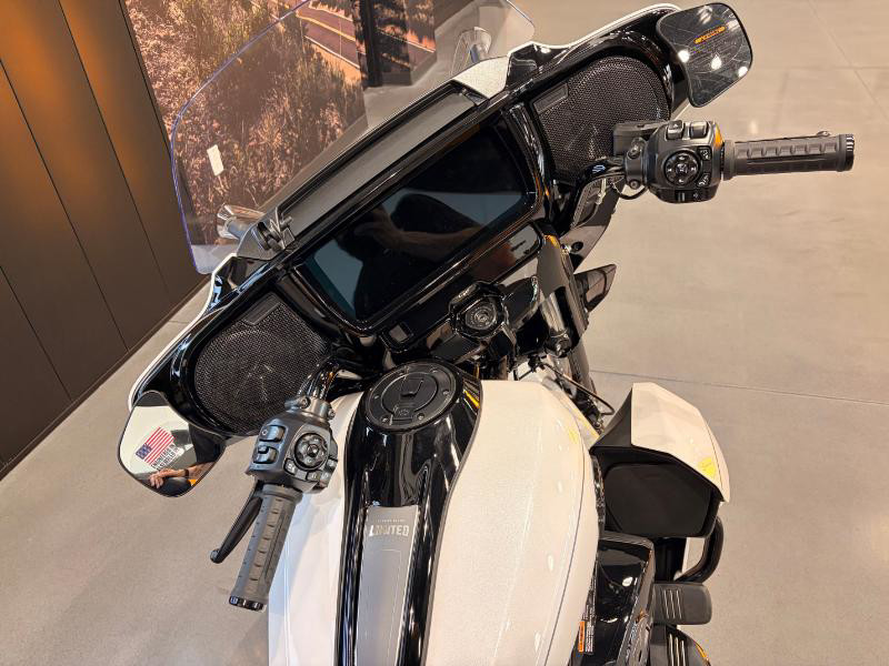 Street Glide® Limited