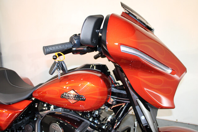 Street Glide®