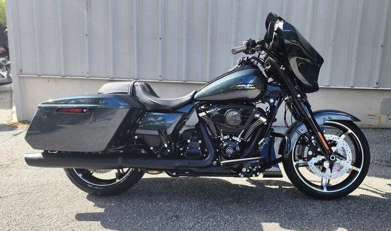 Street Glide®