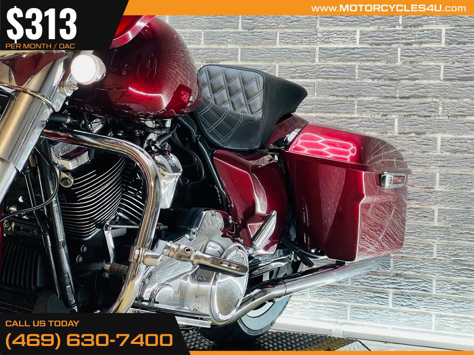 Street Glide®