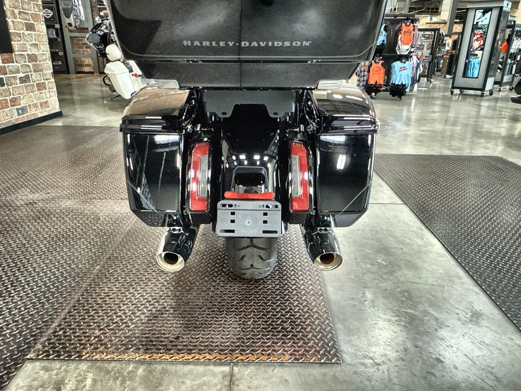 Street Glide® Ultra