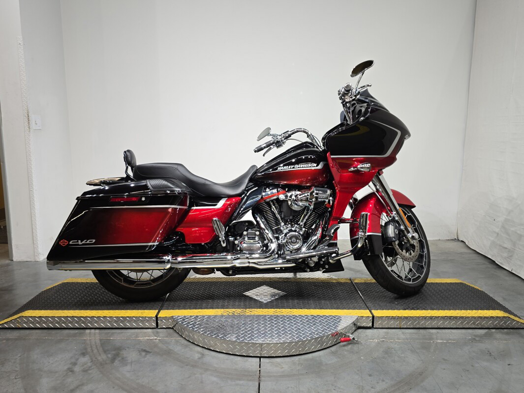 CVO® Road Glide®