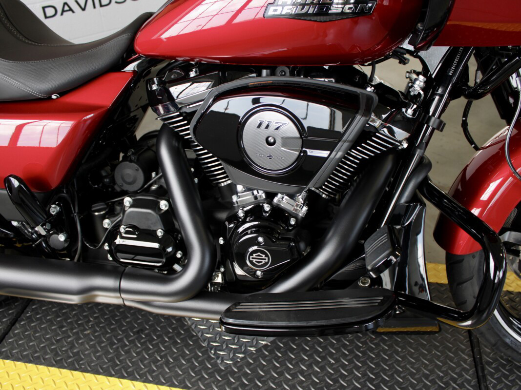 Road Glide®