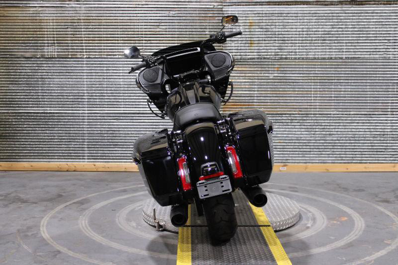 Road Glide®