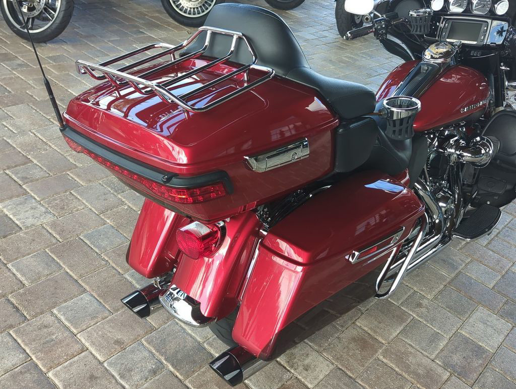 	Electra Glide® Ultra® Limited Low