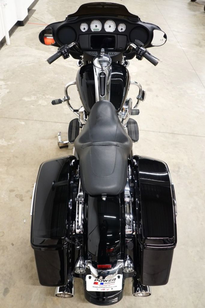 Street Glide®