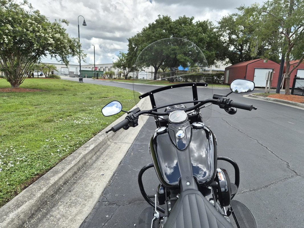 Softail® Slim® S